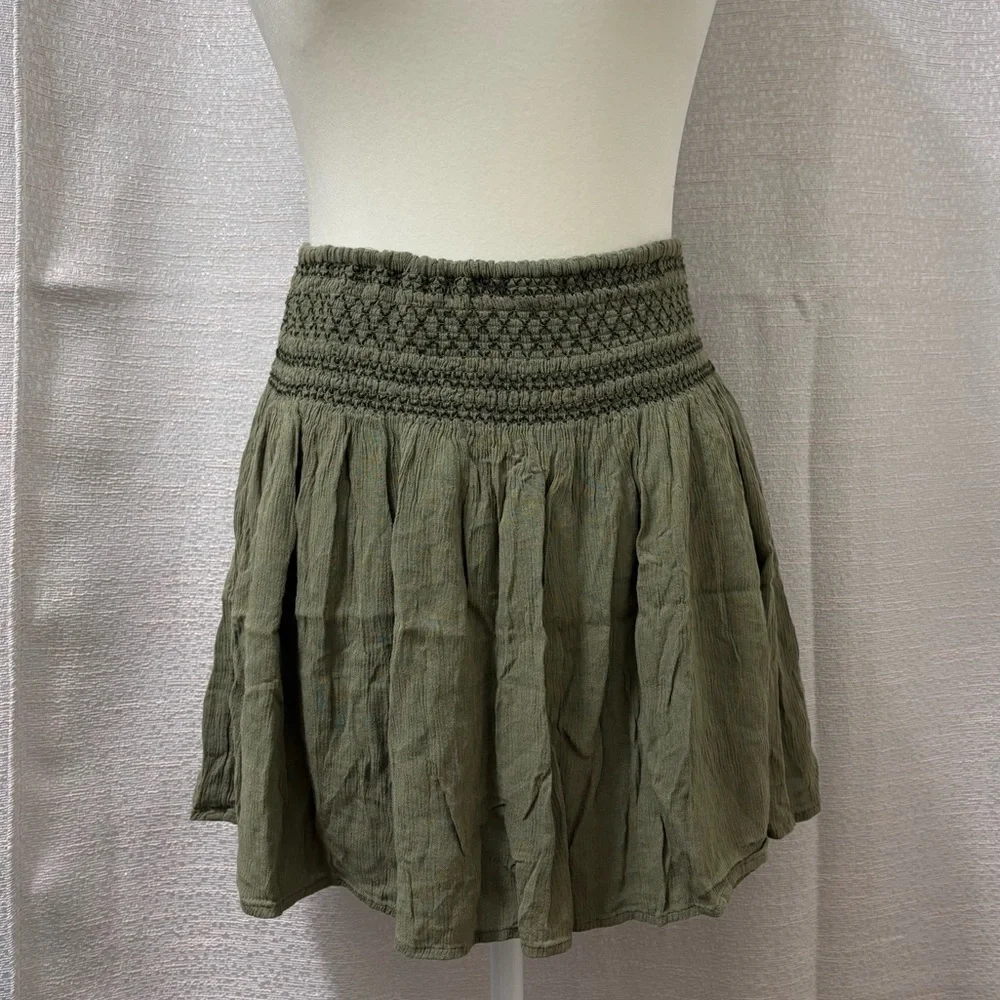 Y2k Abercrombie & Fitch Green Smocked Mini Skirt Women’s Size Small Boho,90’s